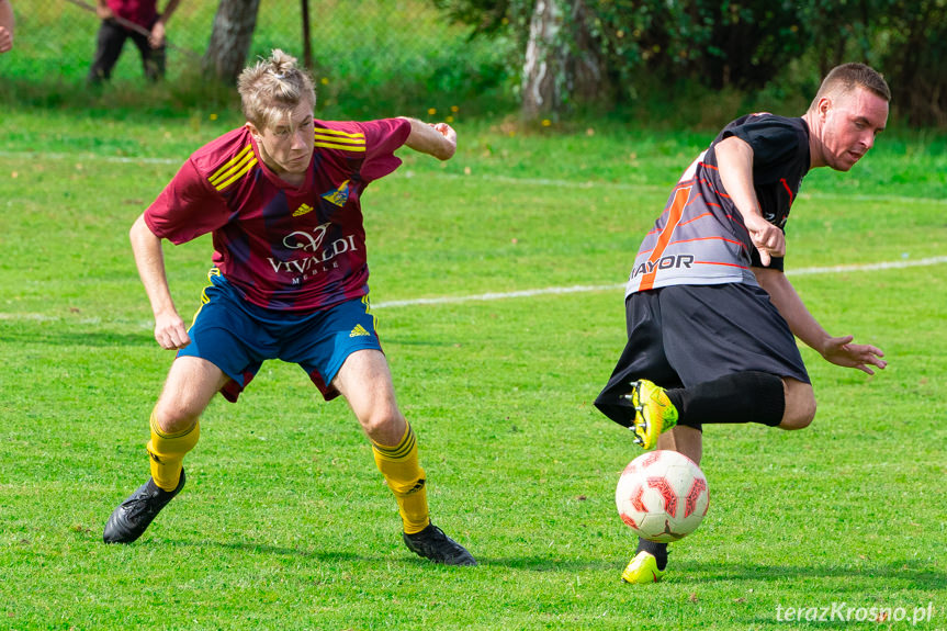 Tęcza Zręcin - Czardasz Osiek Jasielski 2:4