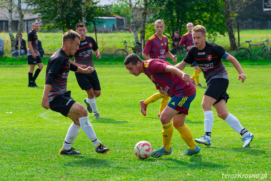 Tęcza Zręcin - Czardasz Osiek Jasielski 2:4