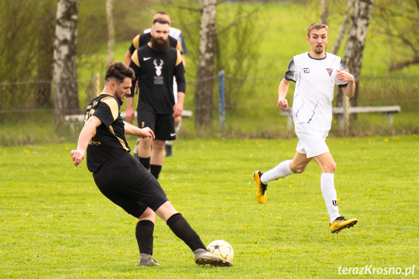 Tęcza Zręcin - GKS Zarzecze-Dębowiec 1:3