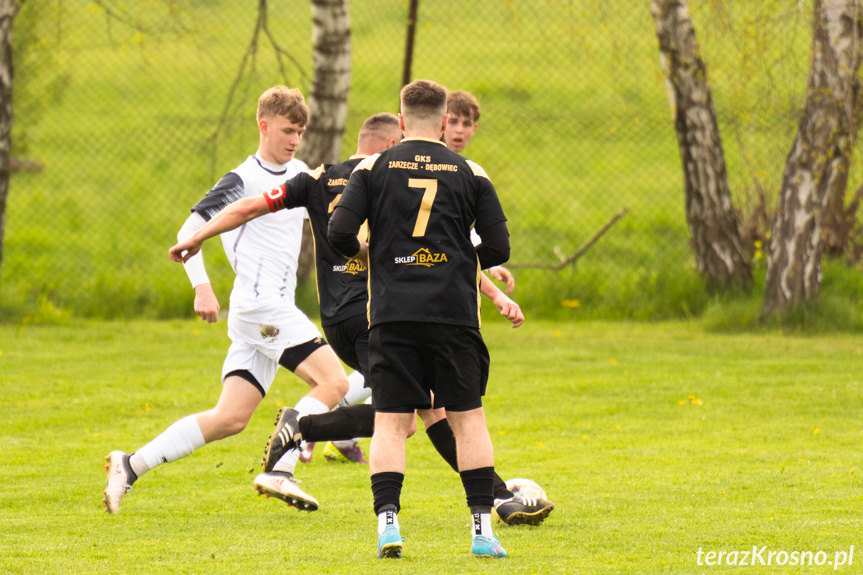 Tęcza Zręcin - GKS Zarzecze-Dębowiec 1:3