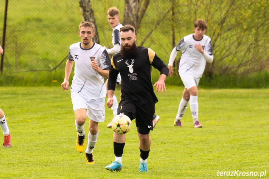 Tęcza Zręcin - GKS Zarzecze-Dębowiec 1:3