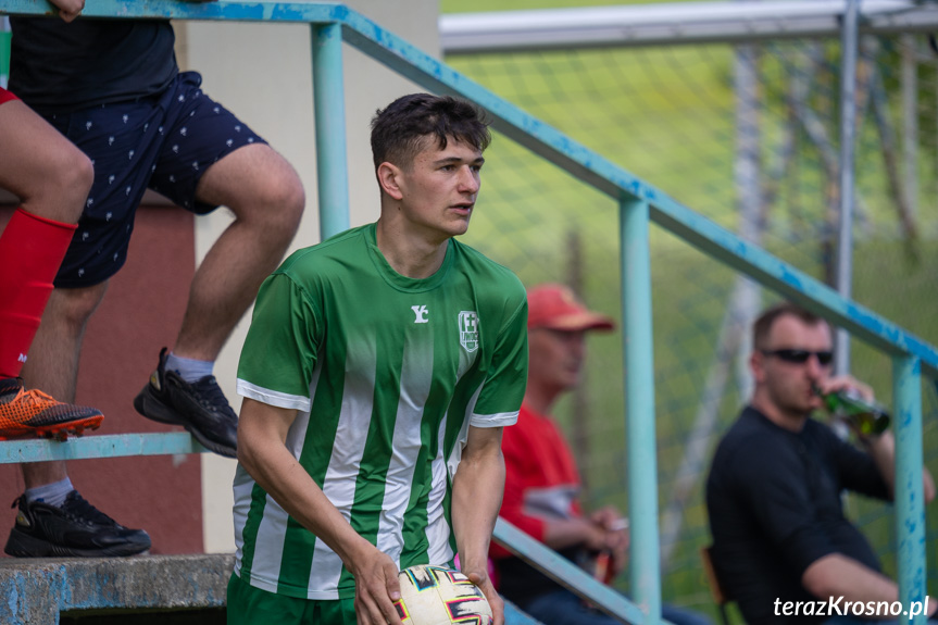 Tęcza Zręcin - Liwocz Brzyska 1:0