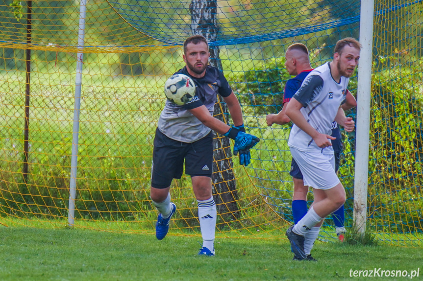 Tęcza Zręcin - Orzeł Faliszówka 1:2