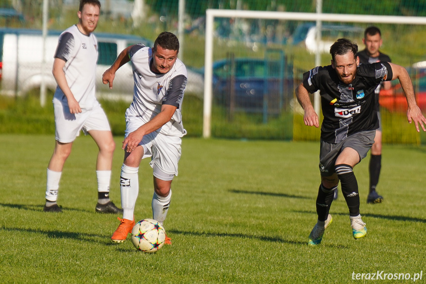 Tęcza Zręcin - Zorza Łęki Dukielskie 1:3