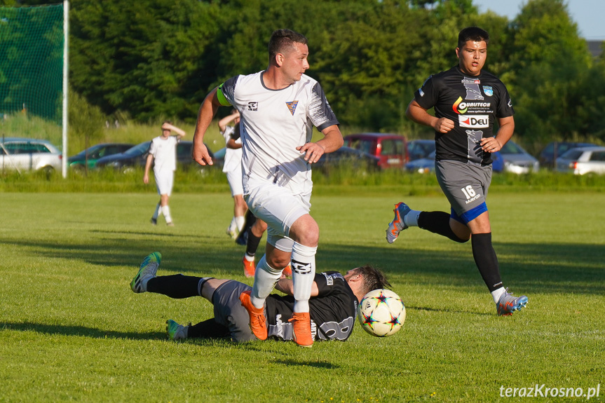 Tęcza Zręcin - Zorza Łęki Dukielskie 1:3