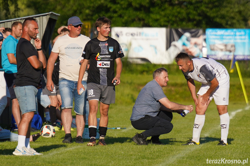 Tęcza Zręcin - Zorza Łęki Dukielskie 1:3