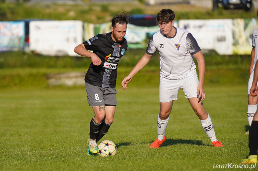 Tęcza Zręcin - Zorza Łęki Dukielskie 1:3