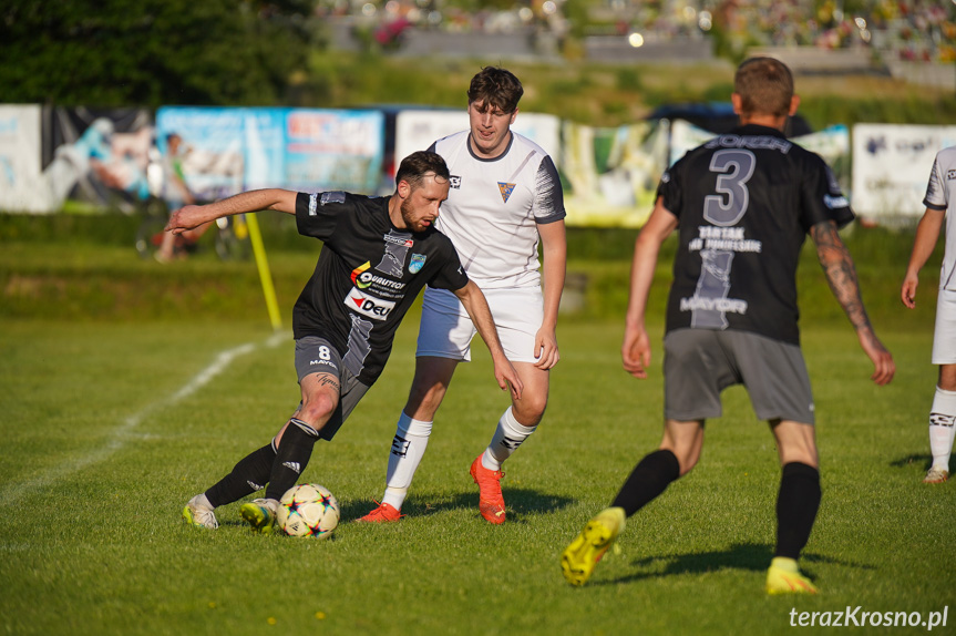 Tęcza Zręcin - Zorza Łęki Dukielskie 1:3