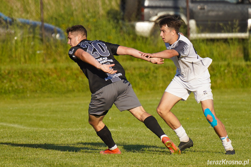 Tęcza Zręcin - Zorza Łęki Dukielskie 1:3