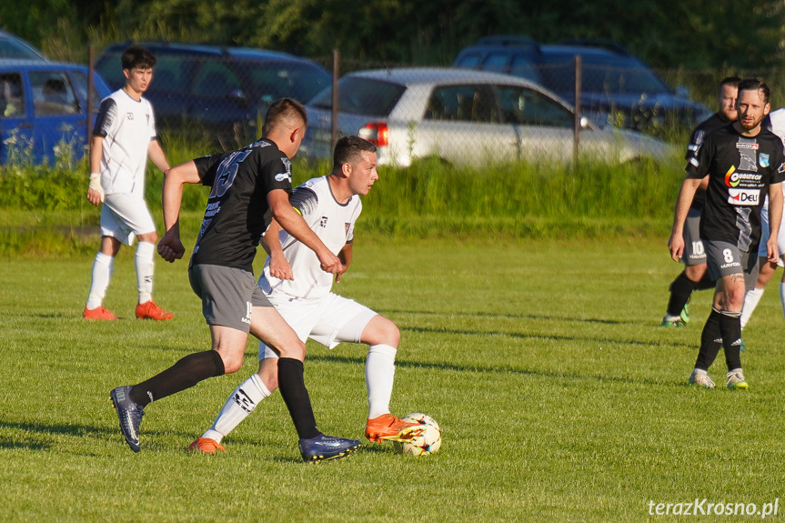 Tęcza Zręcin - Zorza Łęki Dukielskie 1:3