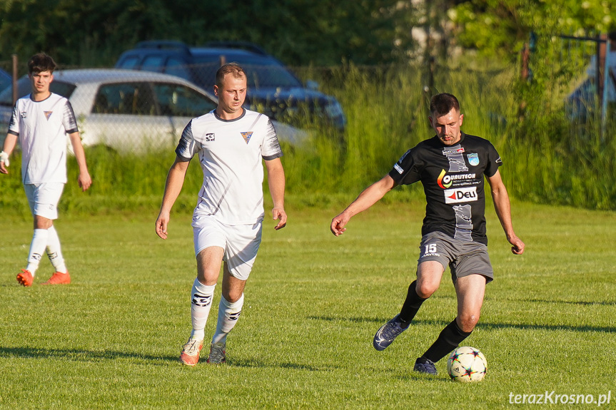 Tęcza Zręcin - Zorza Łęki Dukielskie 1:3