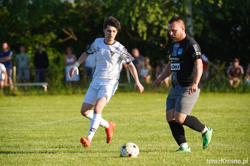 Tęcza Zręcin - Zorza Łęki Dukielskie 1:3