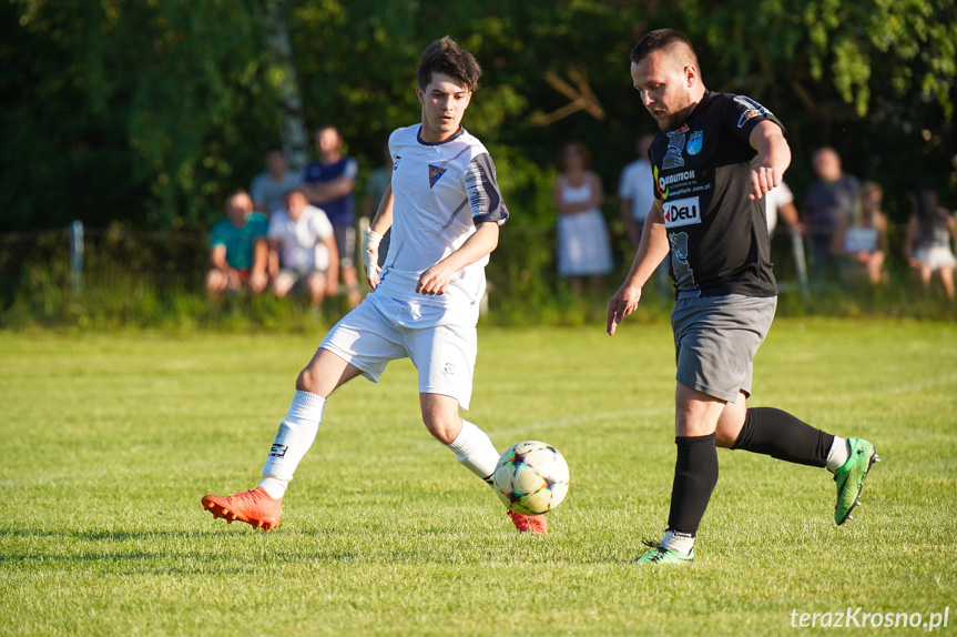 Tęcza Zręcin - Zorza Łęki Dukielskie 1:3