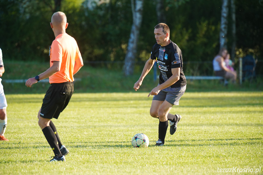 Tęcza Zręcin - Zorza Łęki Dukielskie 1:3