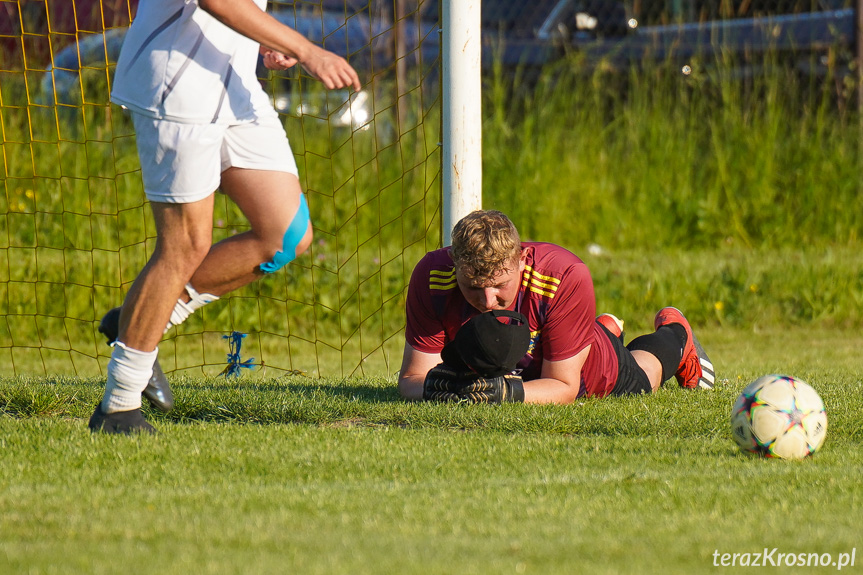 Tęcza Zręcin - Zorza Łęki Dukielskie 1:3