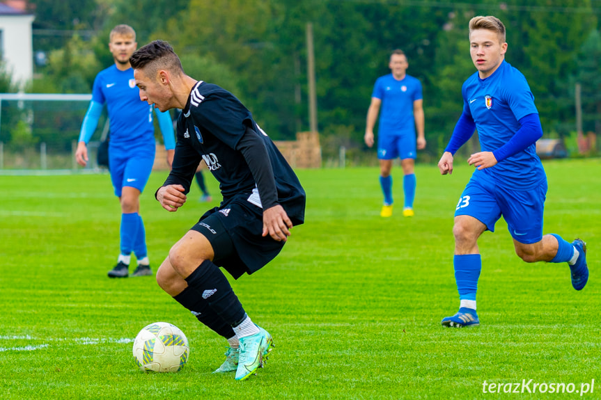 Tempo Nienaszów - Karpaty Krosno 0:5