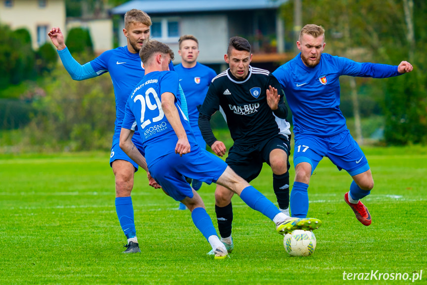 Tempo Nienaszów - Karpaty Krosno 0:5