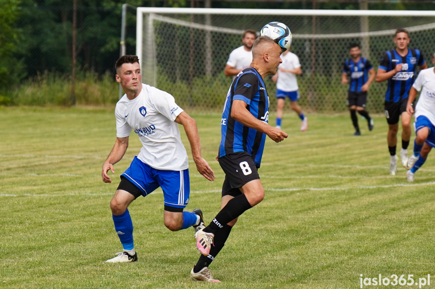 Tempo Nienaszów - Nafta Jedlicze 4:4