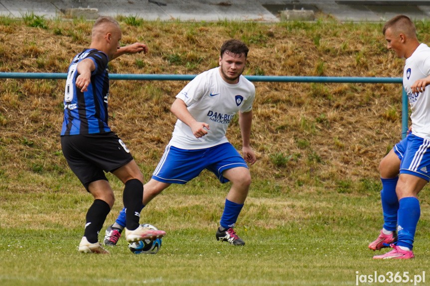 Tempo Nienaszów - Nafta Jedlicze 4:4