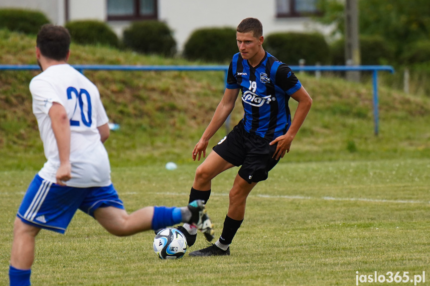 Tempo Nienaszów - Nafta Jedlicze 4:4