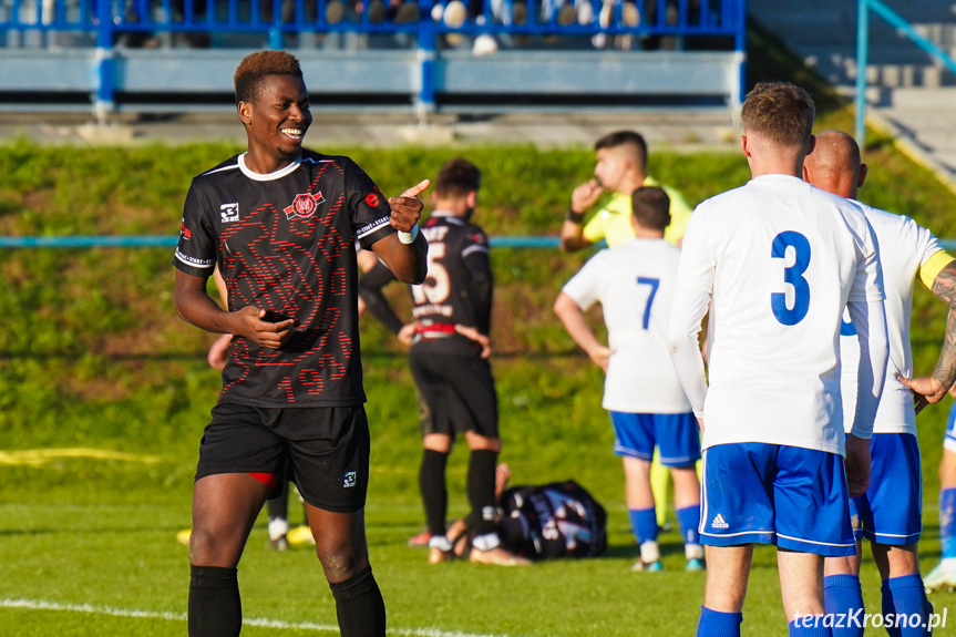 Tempo Nienaszów - Start Rymanów 4:4