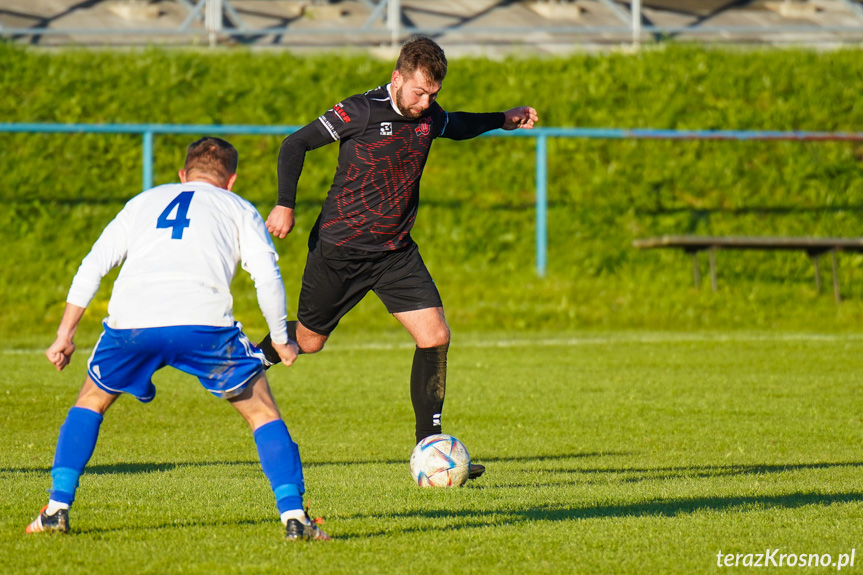 Tempo Nienaszów - Start Rymanów 4:4