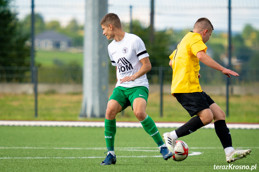 Tempo Nienaszów - Zamczysko Odrzykoń 1:8