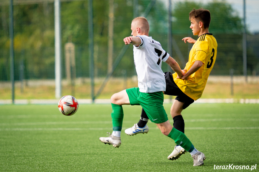 Tempo Nienaszów - Zamczysko Odrzykoń 1:8