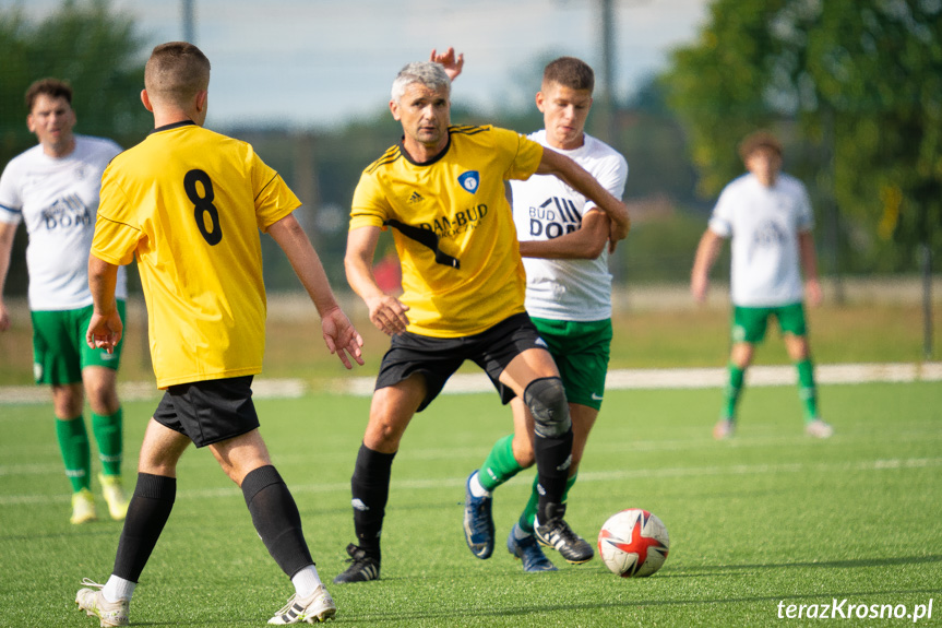 Tempo Nienaszów - Zamczysko Odrzykoń 1:8