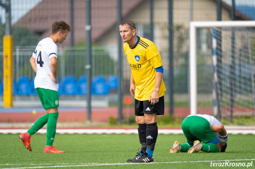 Tempo Nienaszów - Zamczysko Odrzykoń 1:8