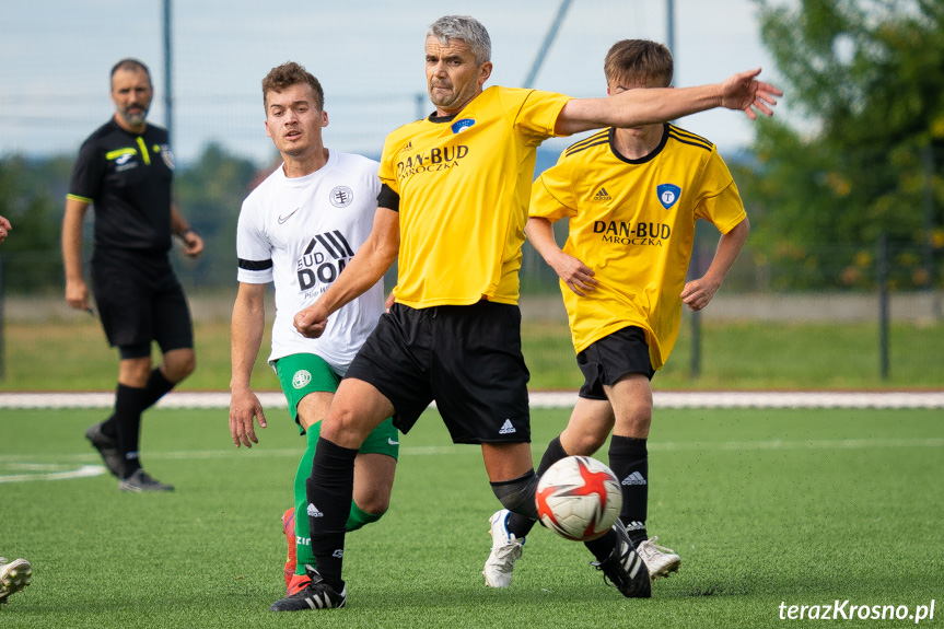 Tempo Nienaszów - Zamczysko Odrzykoń 1:8