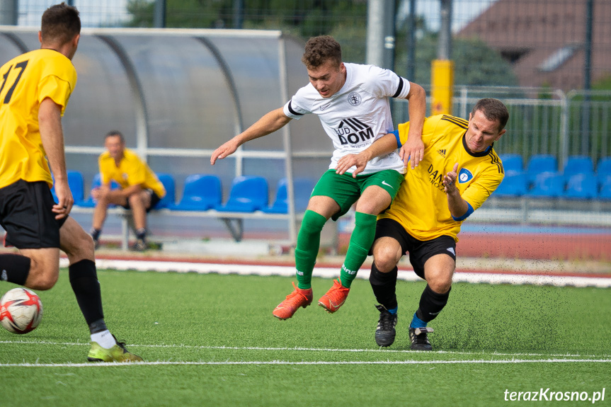 Tempo Nienaszów - Zamczysko Odrzykoń 1:8