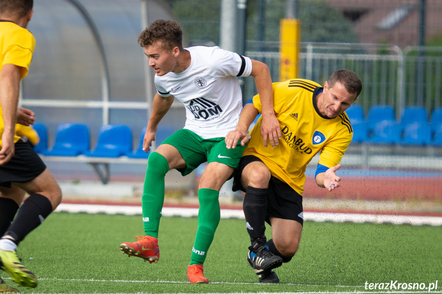 Tempo Nienaszów - Zamczysko Odrzykoń 1:8