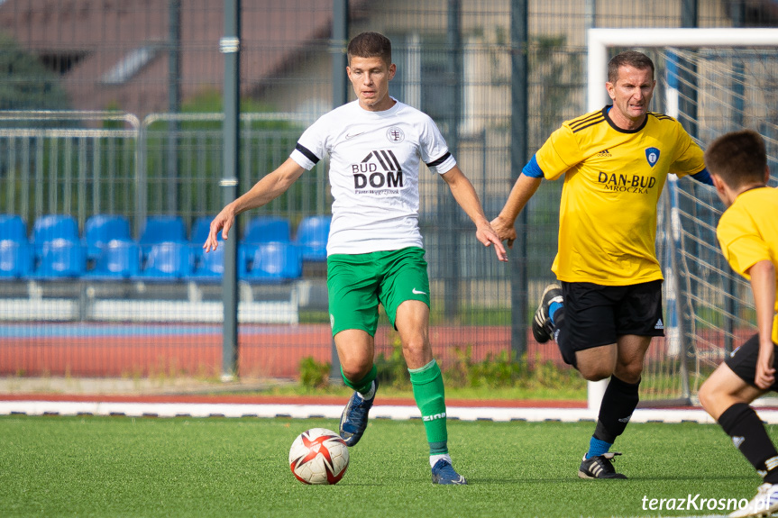 Tempo Nienaszów - Zamczysko Odrzykoń 1:8