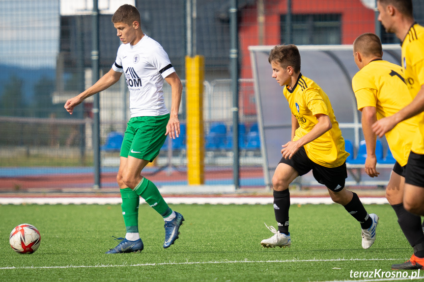 Tempo Nienaszów - Zamczysko Odrzykoń 1:8