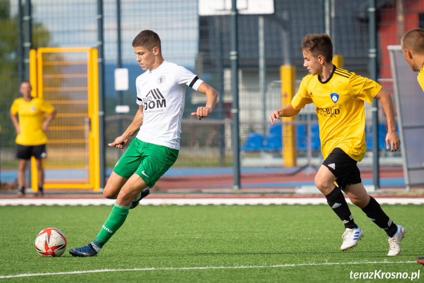 Tempo Nienaszów - Zamczysko Odrzykoń 1:8