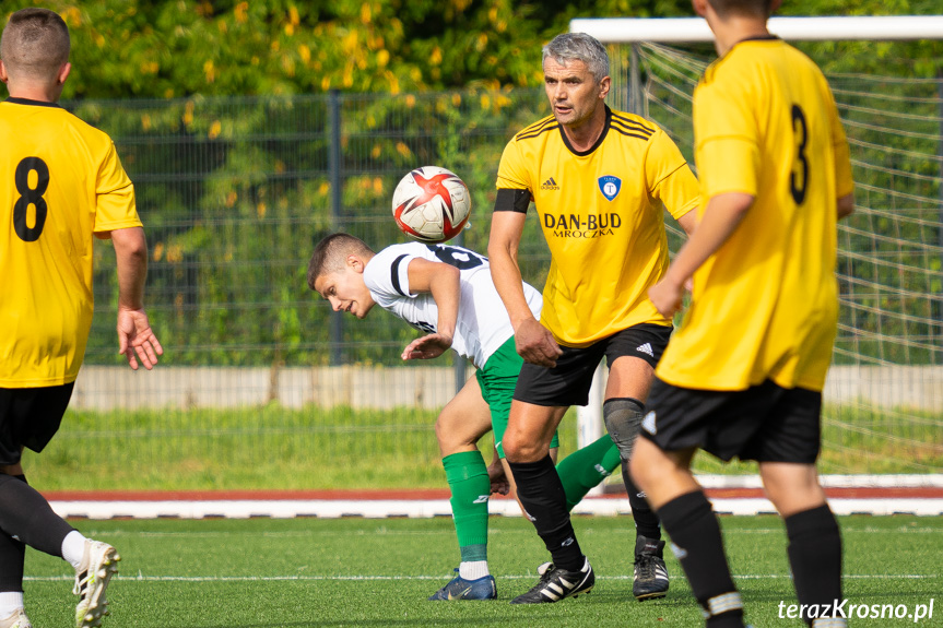 Tempo Nienaszów - Zamczysko Odrzykoń 1:8