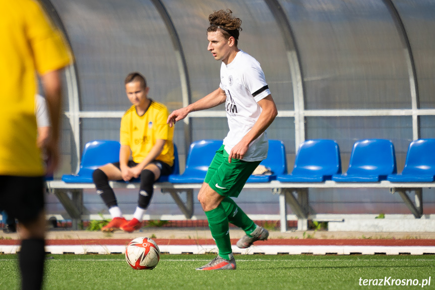 Tempo Nienaszów - Zamczysko Odrzykoń 1:8