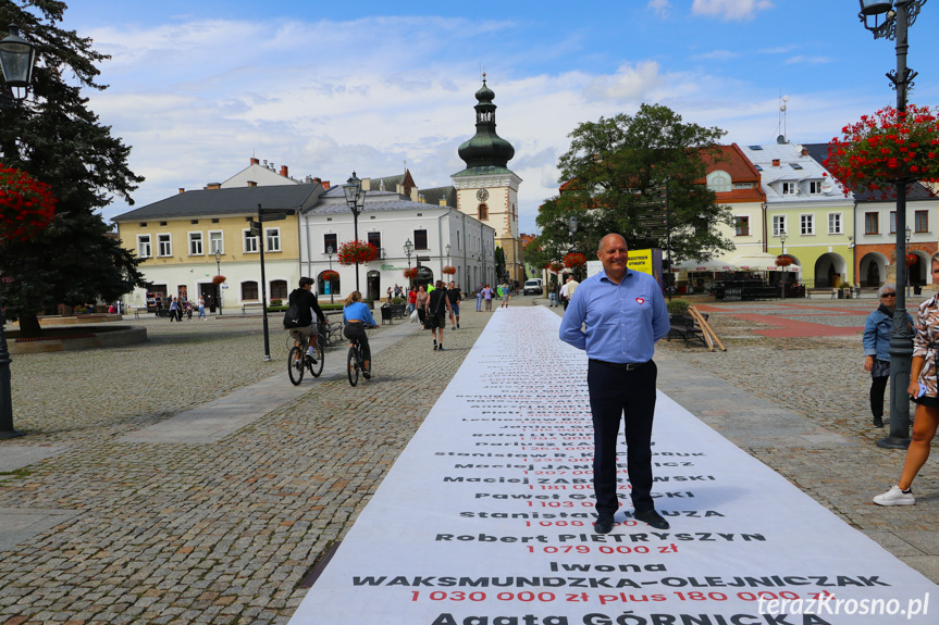 Tłuste koty z PiS. Konferencja w Krośnie