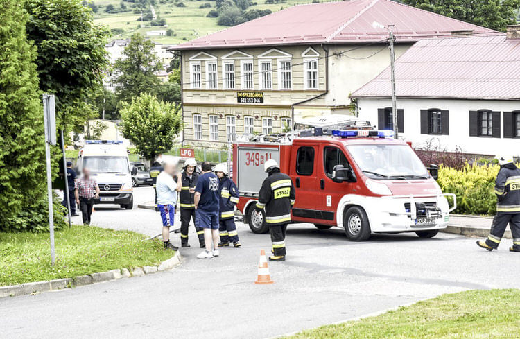 Tragiczny wypadek w Dukli, autobus rozjechał kierowcę