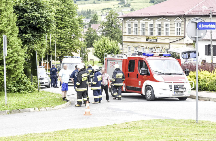 Tragiczny wypadek w Dukli, autobus rozjechał kierowcę