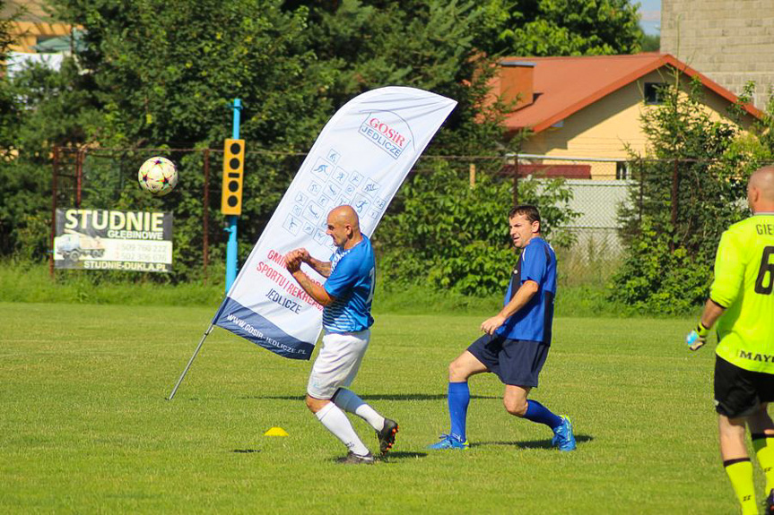 Turniej oldbojów w Jedliczu