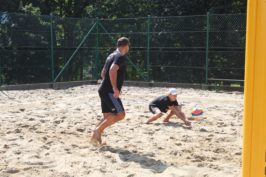 Turniej siatkówki plażowej w Jedliczu