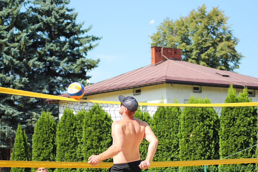 Turniej siatkówki plażowej w Jedliczu