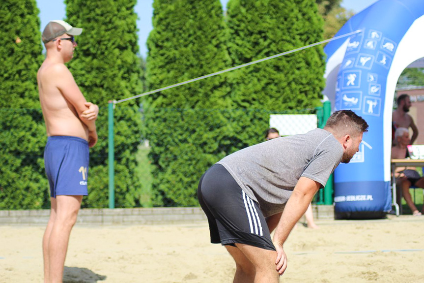 Turniej siatkówki plażowej w Jedliczu