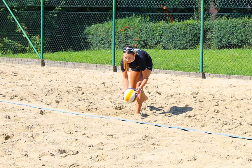 Turniej siatkówki plażowej w Jedliczu