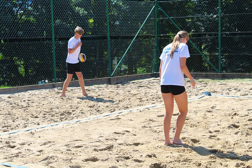 Turniej siatkówki plażowej w Jedliczu