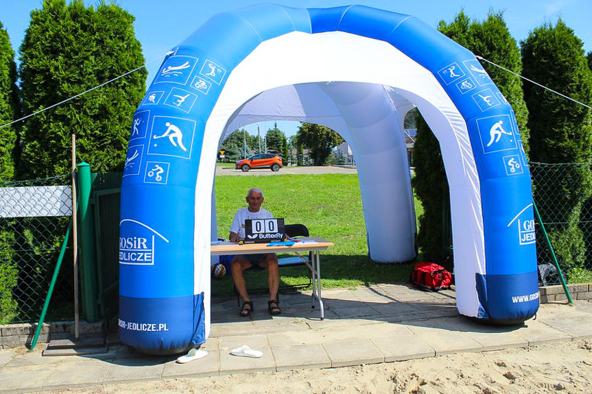 Turniej siatkówki plażowej w Jedliczu