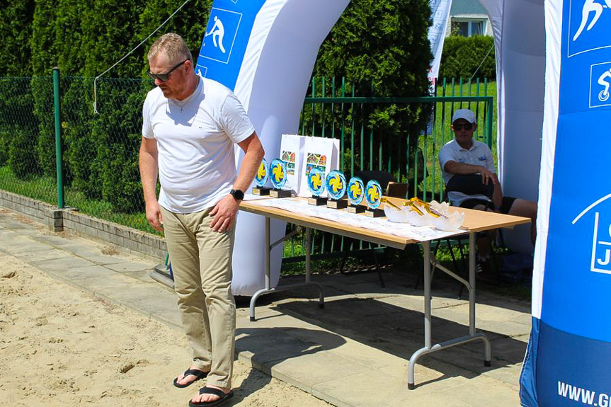 Turniej siatkówki plażowej w Jedliczu