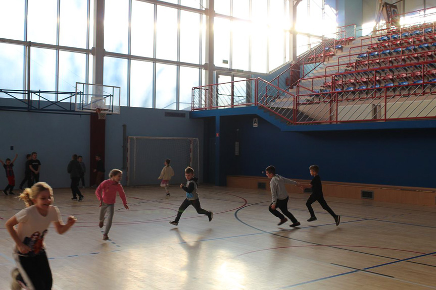 Turniej sportowy na feriach w Jedliczu